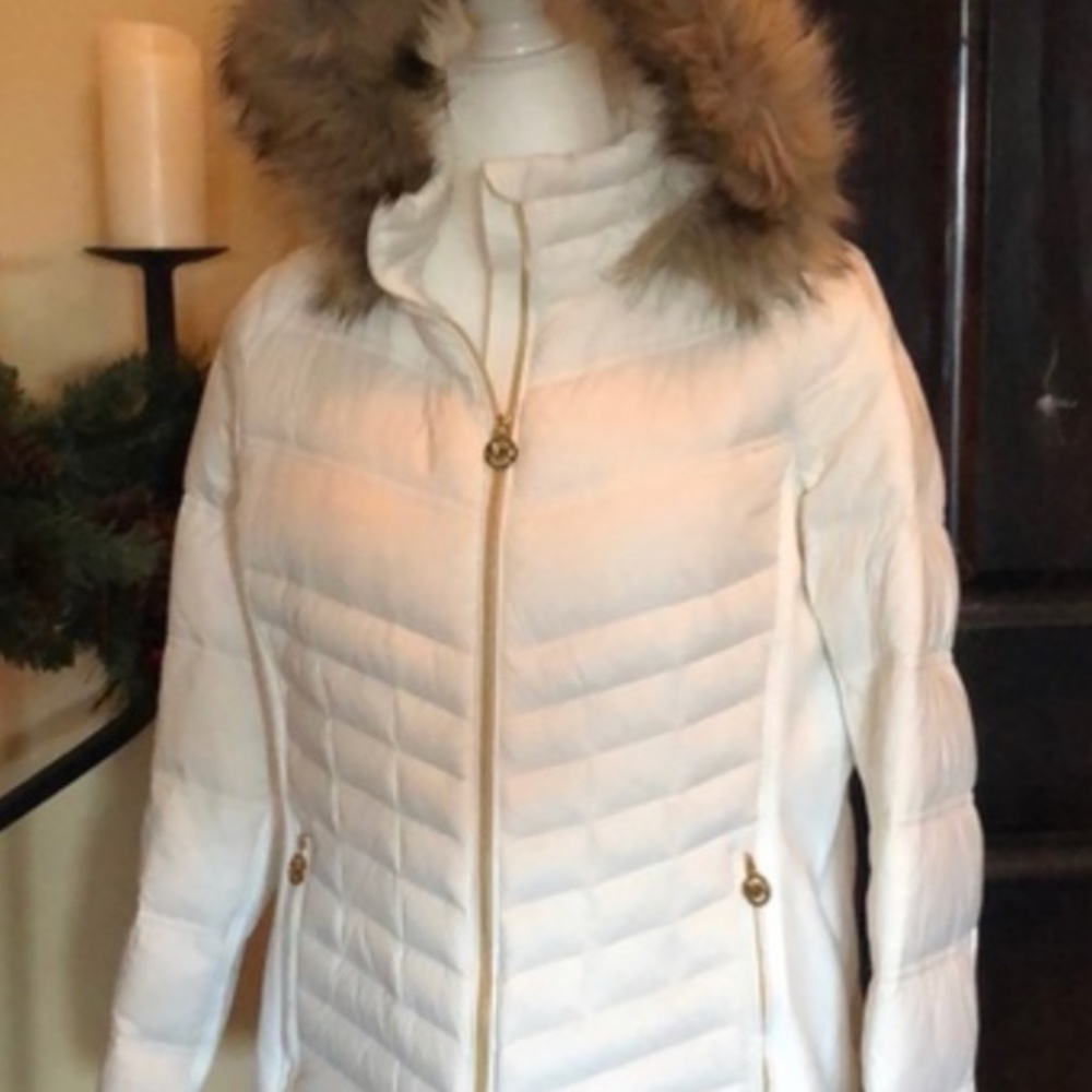 Michael Kors Cream Faux Fur Puffer coat